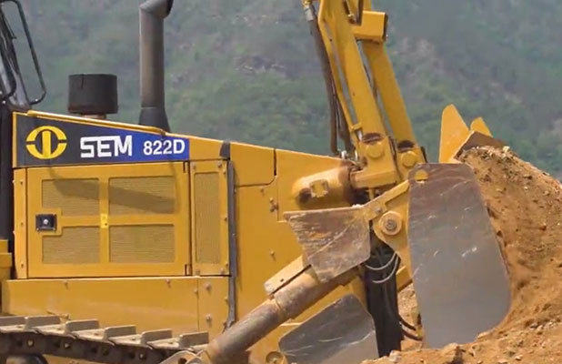 產(chǎn)品廣告-山工機械